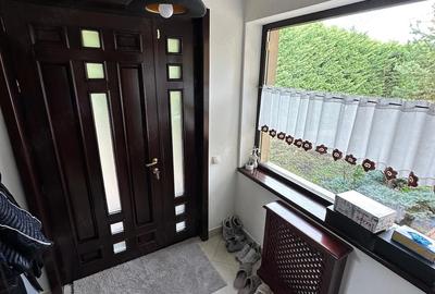 Casă cu 4 camere cu Teren 1000 Mp în Bucium