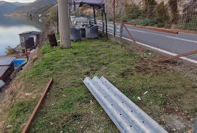 Teren de 250 mp, în Svinița