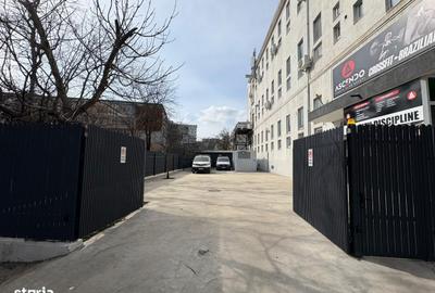 Spațiu comercial, de 185 mp, în Central - 2