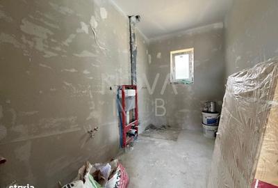 Casă cu 3 camere cu Teren 300 Mp în Central