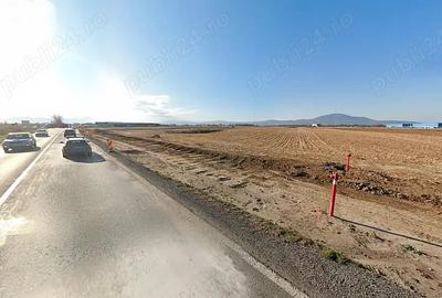 Teren de 5000 mp, în Cristian