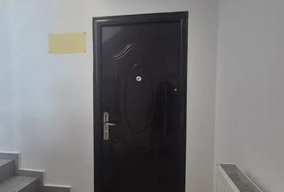 Casă cu 2 camere cu Teren 100 Mp în Muncii