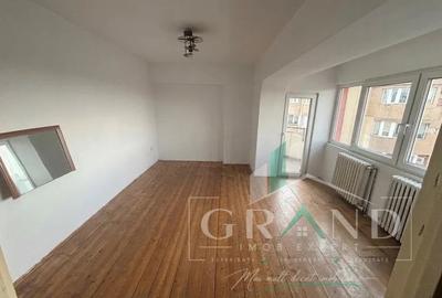 Apartament cu 2 camere decomandat în Mărăști
