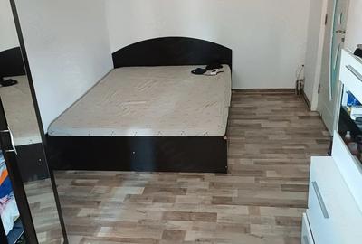 Apartament cu 3 camere decomandat în Central - 1