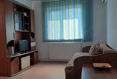 Apartament cu 2 camere nedecomandat în Central