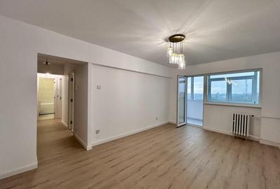 Apartament cu 2 camere decomandat în B-dul București