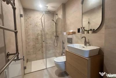 Casă cu 12 camere cu Teren 258 Mp în Dorobanți