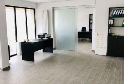 Spațiu comercial, 123 mp în Chiajna - 2