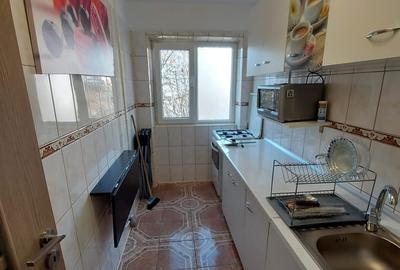 Apartament cu 2 camere semidecomandat în Brâncoveanu