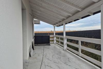 Casă cu 3 camere în Central