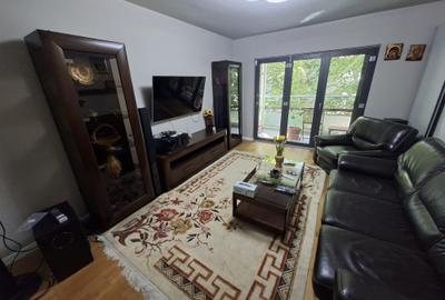 Apartament cu 3 camere decomandat în Ultracentral