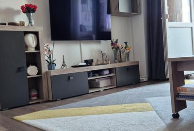 Apartament cu 3 camere decomandat în Griviței - 2