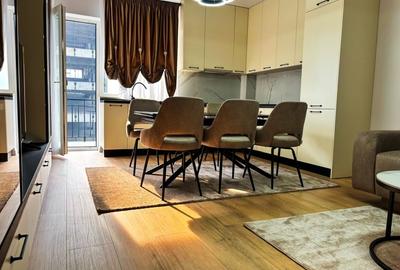 Apartament cu 2 camere, mobilat în Tractorul - 2