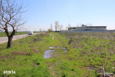 Teren de 14050 mp, în Central - 4
