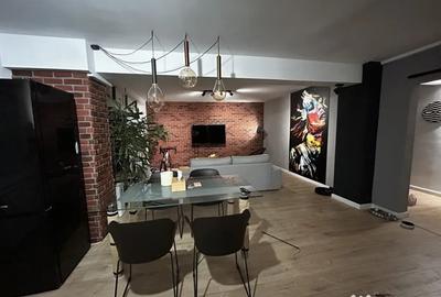 Apartament cu 3 camere decomandat în Decebal