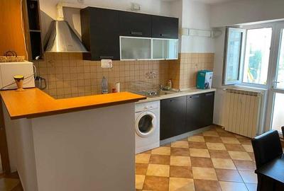 Apartament cu 2 camere decomandat în Calea Călărașilor