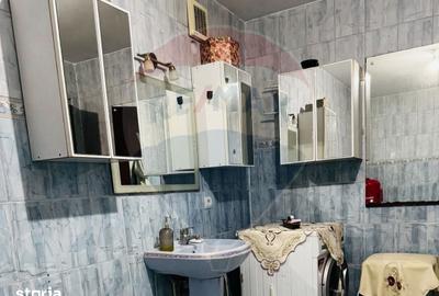 Casă cu 6 camere cu Teren 3548 Mp în Sănduleni - 8