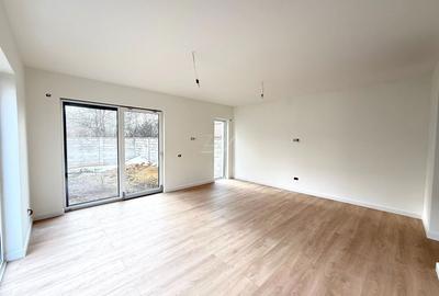 Duplex cu 4 camere cu Canalizare în Lipovei - 1