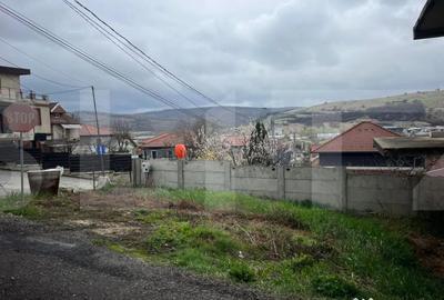 Teren de 600 mp, în Baciu - 1