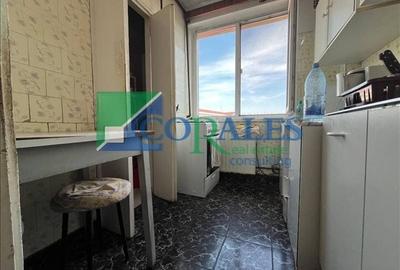 Apartament cu 3 camere semidecomandat în Ultracentral - 8