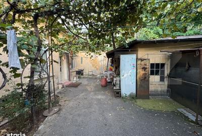 Casă cu 3 camere în Central