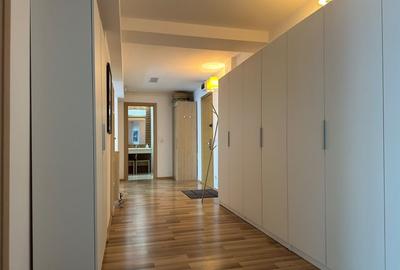 Apartament cu 3 camere decomandat în Vitan-Bârzești