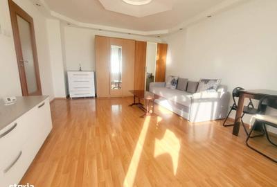 Apartament cu 2 camere decomandat în Banca Națională