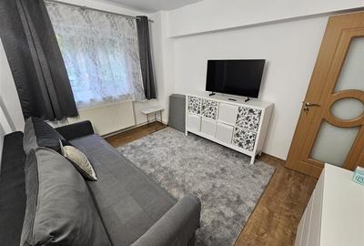 Apartament cu 2 camere decomandat, mobilat în Răcădău