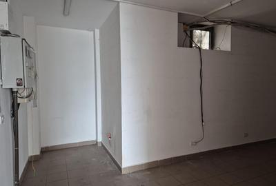 Spațiu comercial, de 254 mp, în P-ța Unirii - 2