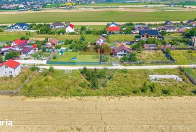 Teren de 1400 mp, în Central