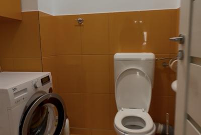 Apartament cu 3 camere semidecomandat în Titan - 9