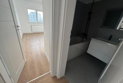 Penthouse cu 4 camere decomandat în Hipodrom 3