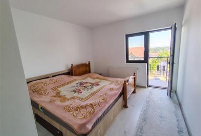 Apartament cu 3 camere decomandat în Ipotești - 3