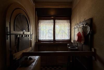Apartament cu 3 camere decomandat în Dacia - 10