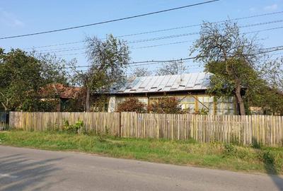 Casă individuală cu 4 camere cu Teren 2640 Mp în Meri