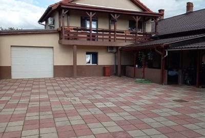 Casă cu 4 camere în Central - 7