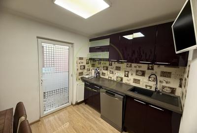 Apartament cu 3 camere decomandat, mobilat în Rovine - 7