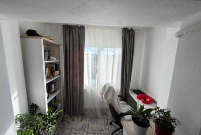 Apartament cu 2 camere decomandat în Nufărul - 3