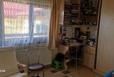 Casă cu 9 camere cu Canalizare în Andronache - 10