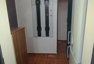 Apartament cu 2 camere semidecomandat în Berceni - 2