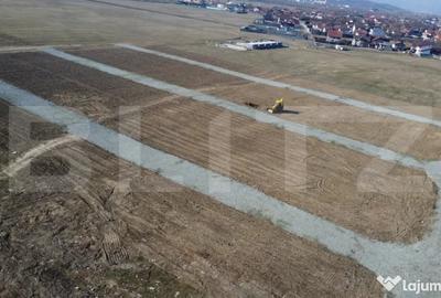 Teren de 19700 mp, în Primăverii - 2