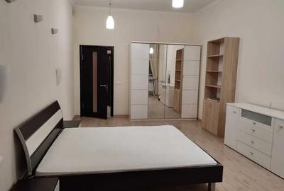 Apartament cu 2 camere semidecomandat în Central - 1