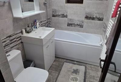 Apartament cu 3 camere decomandat în Mircea-Vodă - 8