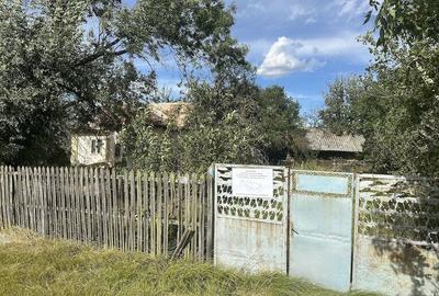 Casă cu 3 camere cu Teren 2550 Mp în Poboru