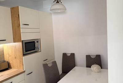 Apartament cu 3 camere semidecomandat în Central - 4