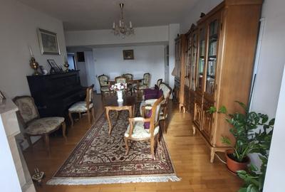 Apartament cu 4 camere, mobilat în Centru Civic - 2