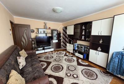 Apartament cu 3 camere semidecomandat în Dacia - 3