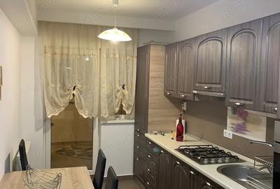 Apartament cu 3 camere în Regie - 1
