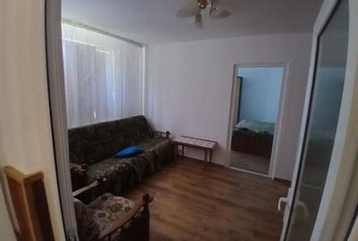 Apartament cu 2 camere semidecomandat în Micro 19 - 1