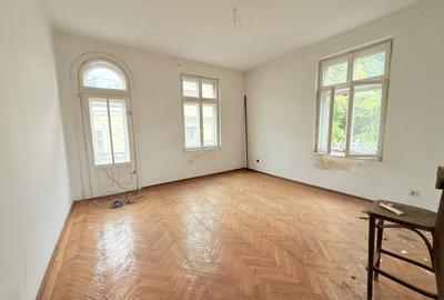 Casă individuală cu 6 camere cu Canalizare în Unirii - 2